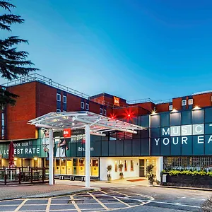 Ibis London Heathrow Airport 3* Хитроу